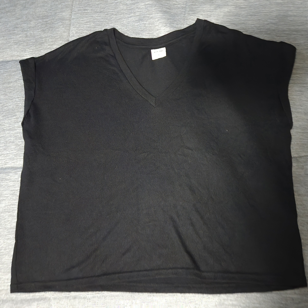 Mod Ref Charcoal V-Neck Blouse